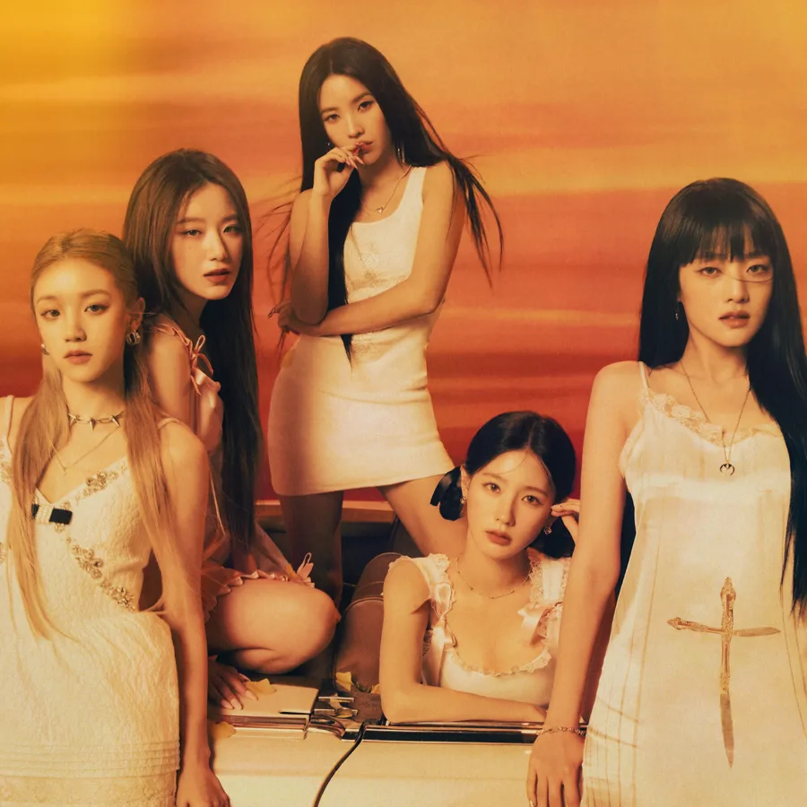 Pochette de l’album HEAT de i-dle