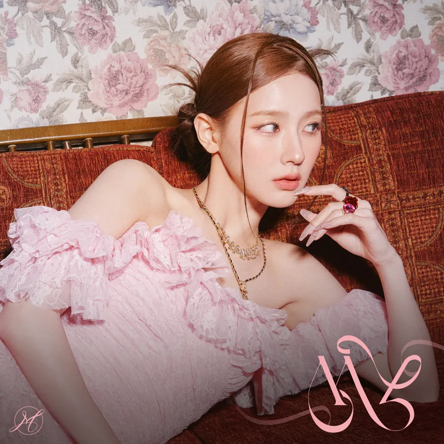 Pochette de l’album MY de i-dle