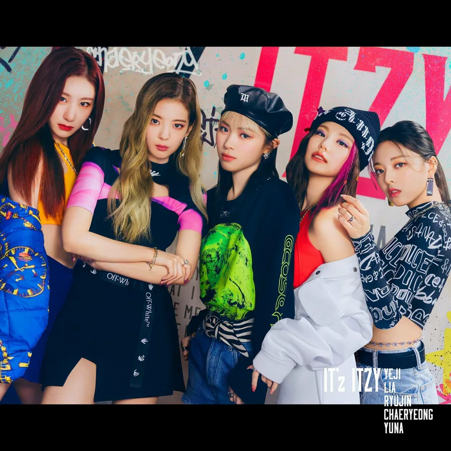 Pochette de l’album IT’z ITZY de ITZY