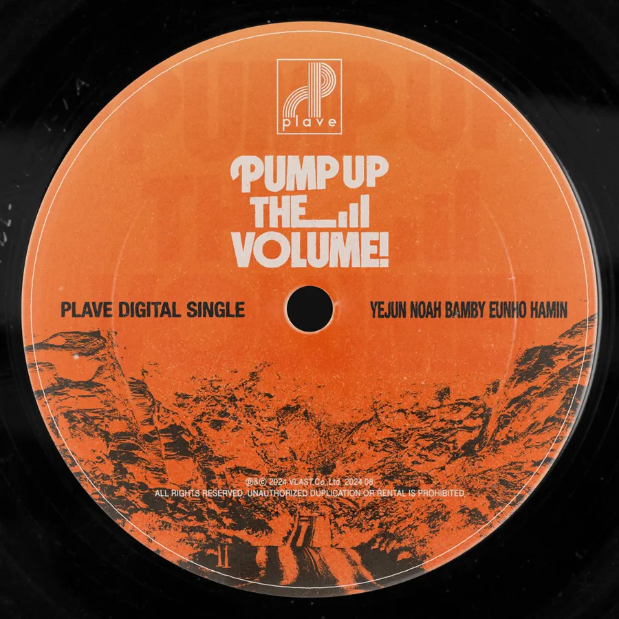 Pochette de l’album Pump Up The Volume! de PLAVE